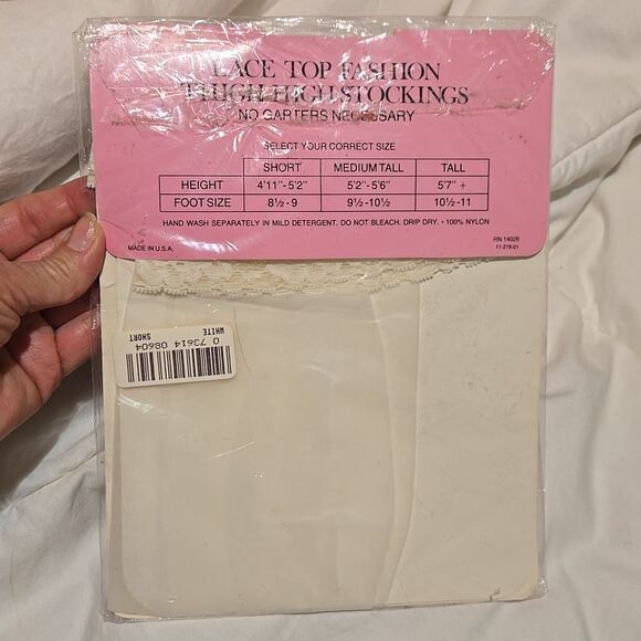 Vintage - 2 pairs sexy hosiery stockings new VINTAGE - Picture 3 of 10